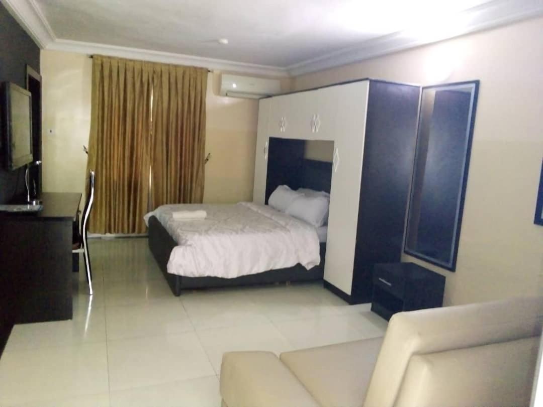 Primal Aparthotel Ikoyi Lagos Exterior photo