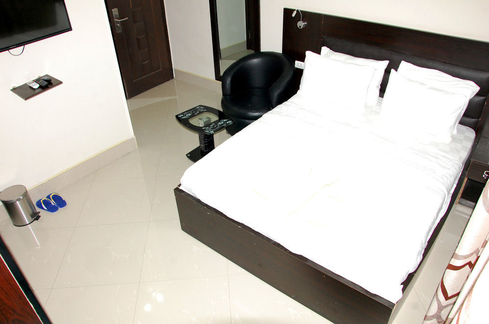 Primal Aparthotel Ikoyi Lagos Exterior photo
