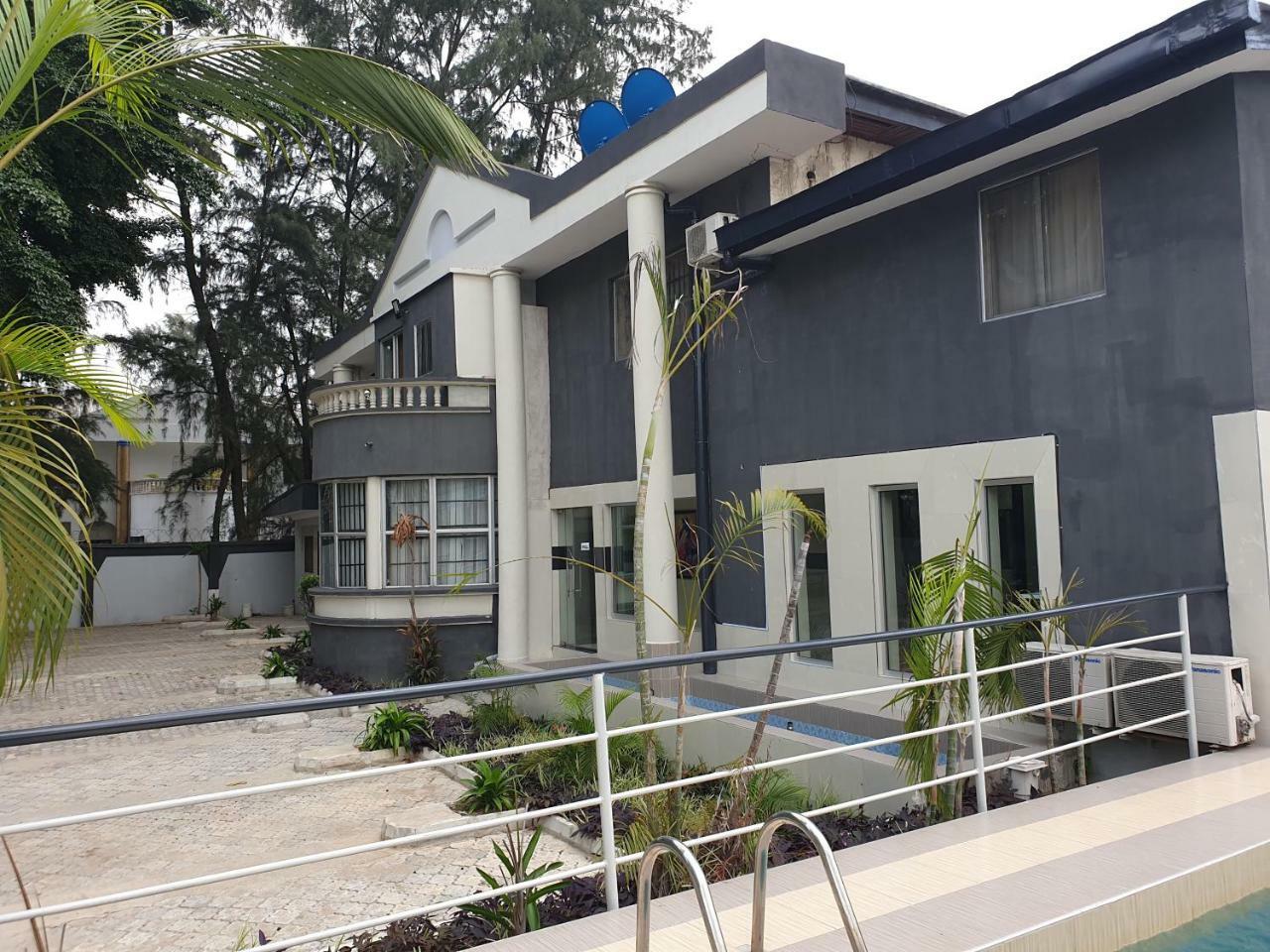 Primal Aparthotel Ikoyi Lagos Exterior photo